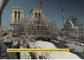 Notre-Dame retrouve une partie de sa charpente
