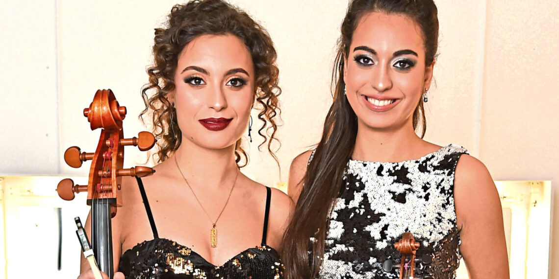 Le duo « Ayoub sisters » au couronnement de Charles III 1 - Le Progrès Egyptien