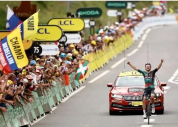 Tour de France : Jai Hindley fait coup double à Laruns
