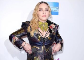 Madonna brise le silence