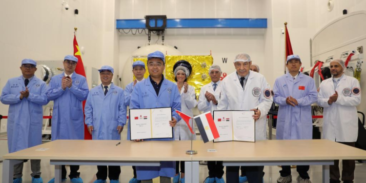 Localisation de l’industrie des satellites en Egypte 2 - Le Progrès Egyptien Localisation de l’industrie des satellites en Egypte 1 - Le Progrès Egyptien