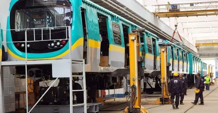 L’usine “Simaf” livre le premier wagon de métro de la ligne 3 2 - Le Progrès Egyptien L’usine “Simaf” livre le premier wagon de métro de la ligne 3 1 - Le Progrès Egyptien