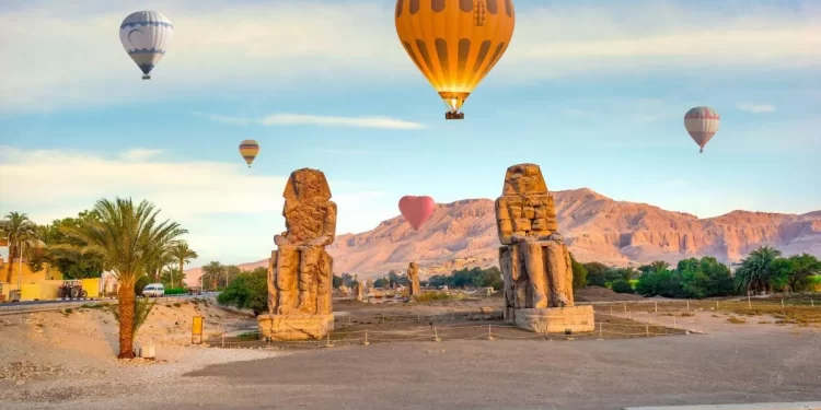 Louxor: 750 touristes à bord de 33 vols de montgolfières 1 - Le Progrès Egyptien