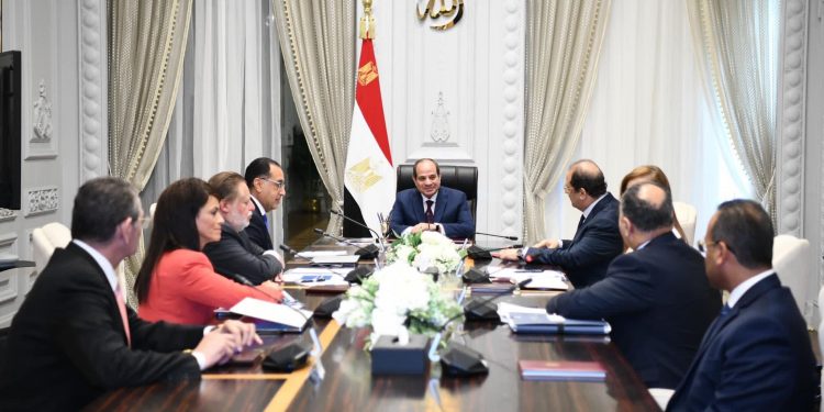 Al-Sissi : Réduire les effets de la crise économique sur les citoyens 2 - Le Progrès Egyptien Al-Sissi : Réduire les effets de la crise économique sur les citoyens 1 - Le Progrès Egyptien