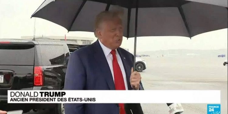 Trump plaide non coupable de “complot contre les États-Unis” 2 - Le Progrès Egyptien Trump plaide non coupable de “complot contre les États-Unis” 1 - Le Progrès Egyptien