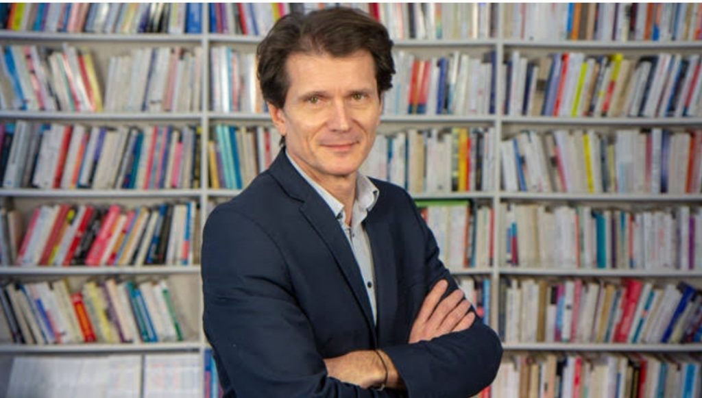 Ces milliardaires qui lisent des livres 6 - Le Progrès Egyptien Ces milliardaires qui lisent des livres 5 - Le Progrès Egyptien