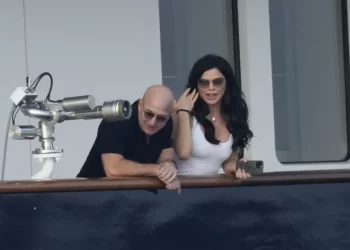 Le luxueux été de Jeff Bezos