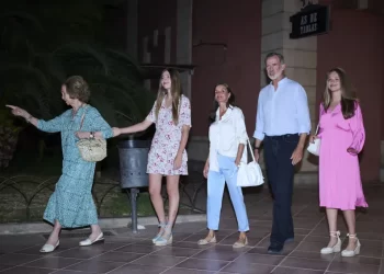 Princesse Leonor d’Espagne : Soirée « Barbie » en famille avant de rejoindre l’armée