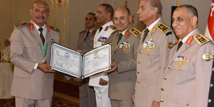 Hommage aux dirigeants des Forces armées à la retraite 1 - Le Progrès Egyptien