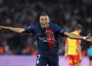 Foot : Paris et Mbappé enfin lancés