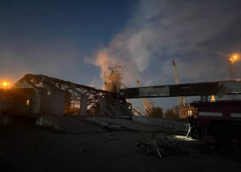La France condamne les attaques russes en Ukraine