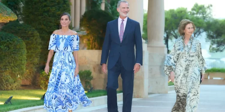Letizia d’Espagne : encore un sans-faute côté look à Palma de Majorque 1 - Le Progrès Egyptien