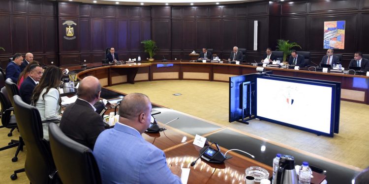 Le PM suit les derniers détails du projet GME 2 - Le Progrès Egyptien Le PM suit les derniers détails du projet GME 1 - Le Progrès Egyptien