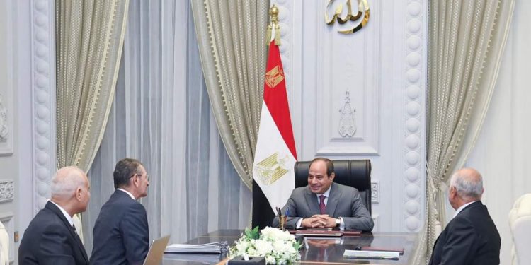 Al-Sissi ordonne d'améliorer les services fournis par le Fonds d'hommage aux martyrs 2 - Le Progrès Egyptien Al-Sissi ordonne d'améliorer les services fournis par le Fonds d'hommage aux martyrs 1 - Le Progrès Egyptien