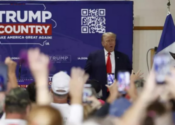 Quatre inculpations plus tard, Trump est toujours leur champion