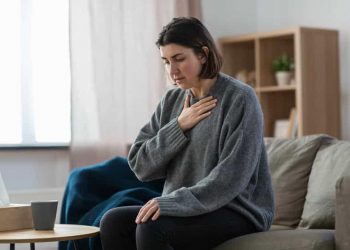 Arrêt cardiaque : Les signes avant-coureurs sont différents chez les femmes 