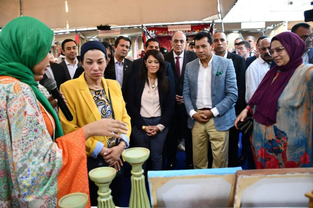 Inauguration de la Foire "Du business les jeunes" 