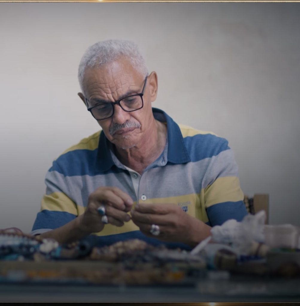 La fabrication des chapelets, un mélange d’art et de spiritualité 4 - Le Progrès Egyptien La fabrication des chapelets, un mélange d’art et de spiritualité 3 - Le Progrès Egyptien