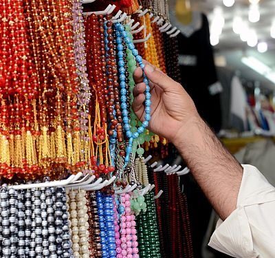 La fabrication des chapelets, un mélange d’art et de spiritualité 2 - Le Progrès Egyptien La fabrication des chapelets, un mélange d’art et de spiritualité 1 - Le Progrès Egyptien