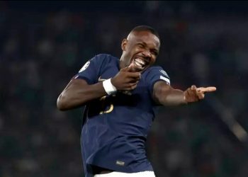 Foot : Les Bleus reçus 5 sur 5 et très proches de l’Euro   