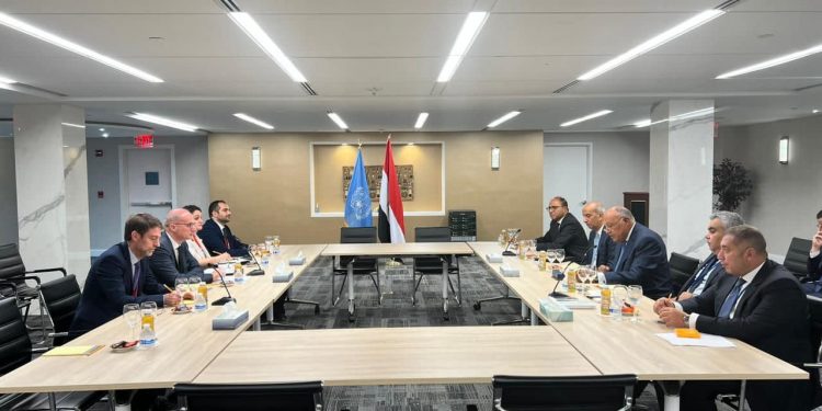 Choucri examine avec son homologue albanais les relations bilatérales et les dossiers internationaux 1 - Le Progrès Egyptien