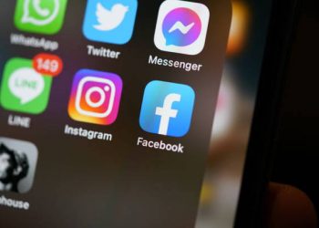 Réseaux sociaux : Comment arrêter de te comparer aux autres ?