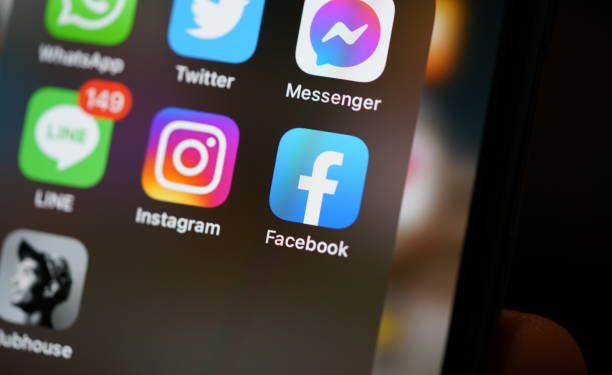 Réseaux sociaux : Comment arrêter de te comparer aux autres ? 1 - Le Progrès Egyptien