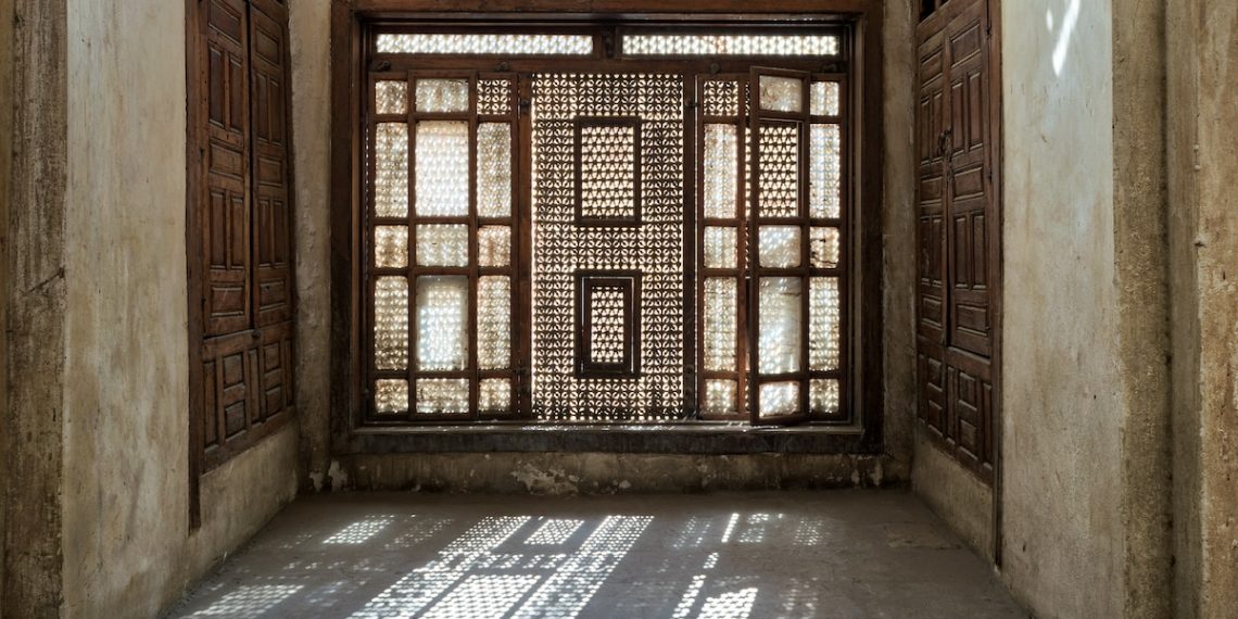 Les moucharabiehs, un besoin d’intimité et d’isolement 2 - Le Progrès Egyptien Les moucharabiehs, un besoin d’intimité et d’isolement 1 - Le Progrès Egyptien