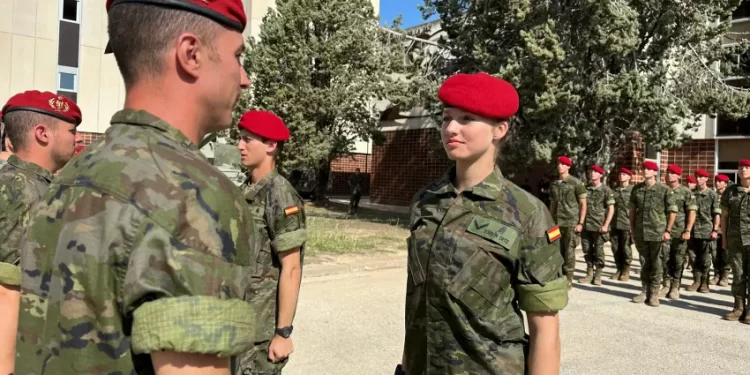 Leonor d’Espagne, un premier mois à l’Armée 2 - Le Progrès Egyptien Leonor d’Espagne, un premier mois à l’Armée 1 - Le Progrès Egyptien