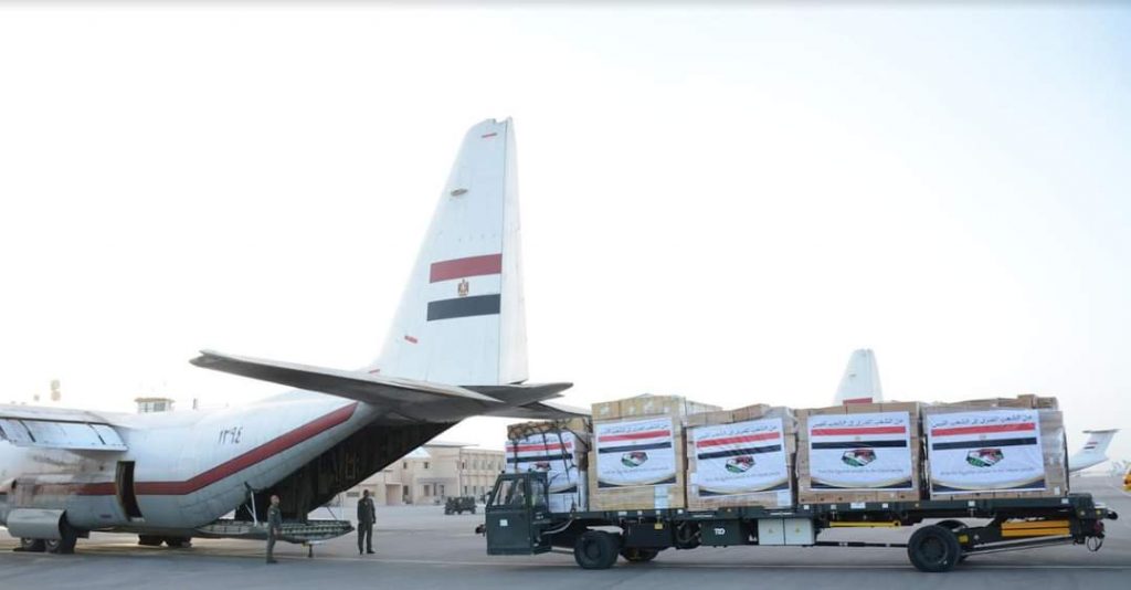 L'Egypte envoie trois avions transportant de l'aide à la Libye 8 - Le Progrès Egyptien L'Egypte envoie trois avions transportant de l'aide à la Libye 7 - Le Progrès Egyptien