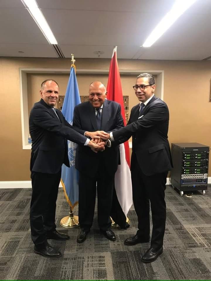 Réunion dans le cadre du mécanisme de coopération tripartite entre l’Égypte, la Grèce et Chypre à New York 6 - Le Progrès Egyptien Réunion dans le cadre du mécanisme de coopération tripartite entre l’Égypte, la Grèce et Chypre à New York 5 - Le Progrès Egyptien