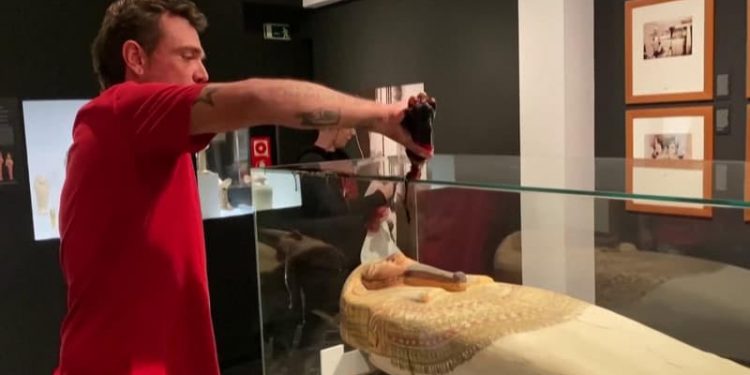 « Parfum d'éternité » 1 - Le Progrès Egyptien