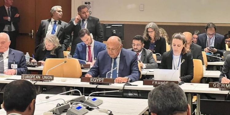 Choucri : Soutenir l'autorité palestinienne est un objectif essentiel et commun 2 - Le Progrès Egyptien Choucri : Soutenir l'autorité palestinienne est un objectif essentiel et commun 1 - Le Progrès Egyptien