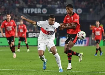 Liverpool ralenti à Brighton, malgré un doublé de Salah