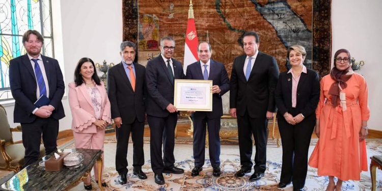 Al-Sissi reçoit le directeur de l’OMS 2 - Le Progrès Egyptien Al-Sissi reçoit le directeur de l’OMS 1 - Le Progrès Egyptien