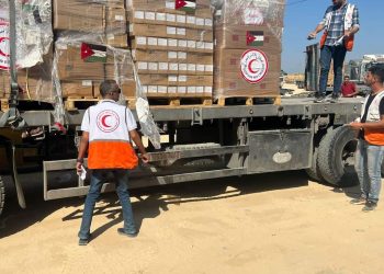 Croissant-Rouge : Plus de 84 camions transportant des aides alimentaire et humanitaire acheminés vers Gaza
