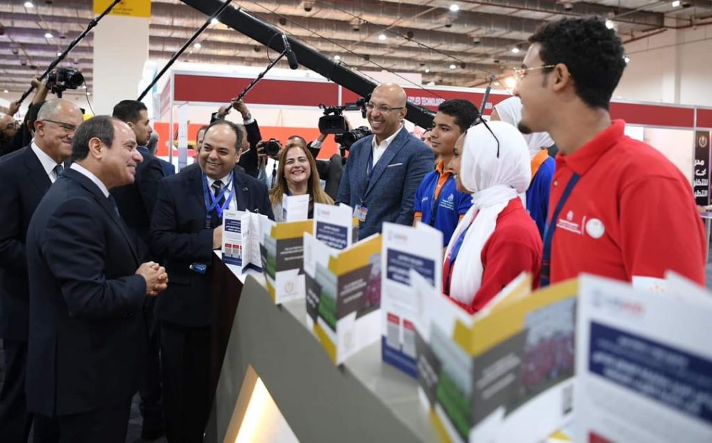 Al-Sissi effectue une tournée d'inspection dans le salon international de l'industrie 5 - Le Progrès Egyptien