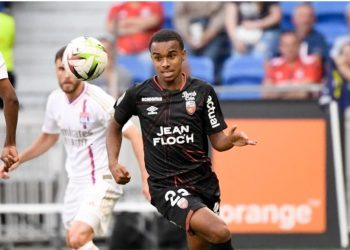 Le “nouveau Mbappé de L1 entre le Barça et le Real Madrid ?