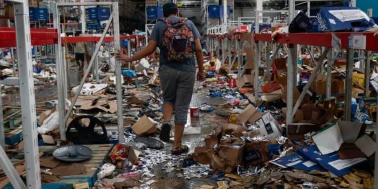 Mexique : Otis sème “Le chaos total” 1 - Le Progrès Egyptien