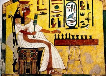 Néfertari joue au senet