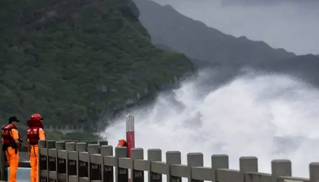 Taïwan : Le typhon Koinu provoque des vents d’une force “record” 1 - Le Progrès Egyptien