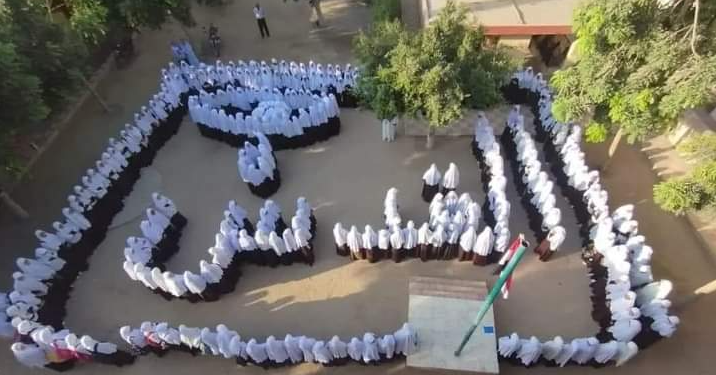 La Palestine au cœur, moralement et... physiquement   2 - Le Progrès Egyptien La Palestine au cœur, moralement et... physiquement   1 - Le Progrès Egyptien