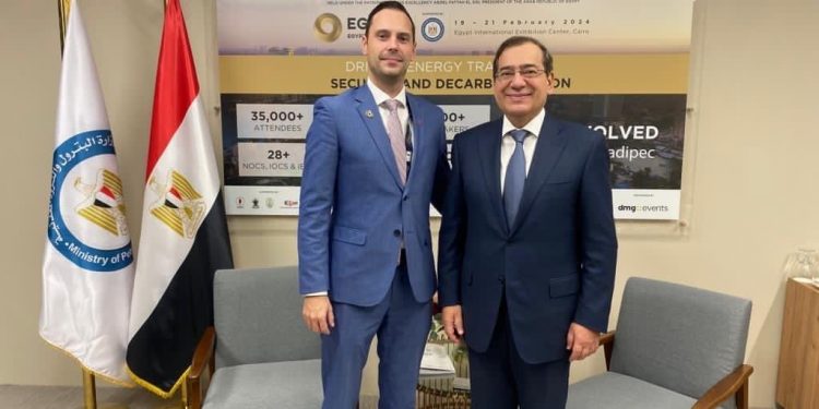 Entretiens égypto-canadiens sur l'exploration aurifère et gazière 2 - Le Progrès Egyptien Entretiens égypto-canadiens sur l'exploration aurifère et gazière 1 - Le Progrès Egyptien