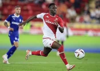 Ligue 1: Le PSG cale avant Newcastle