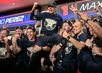 Ligue 1: Monaco reste leader, Nice toujours invaincu