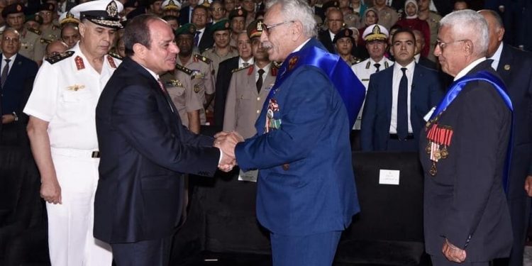 Le président Al-Sissi met à l'honneur des héros de la guerre d'octobre 1 - Le Progrès Egyptien