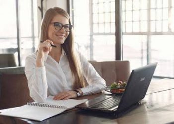 Comment décrocher son premier job?