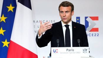 Le Parisien : Le Président Macron attendu aujourd’hui au Caire