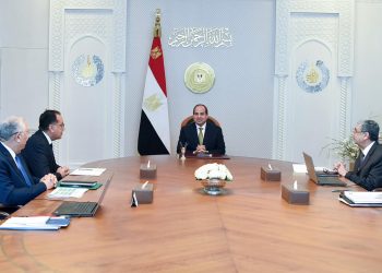 Le Président Al-Sissi préside une réunion sur d’importants dossiers locaux