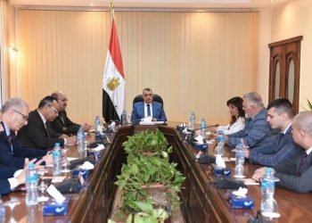 Industries de défense : L’Egypte et la Grèce examinent la coopération bilatérale